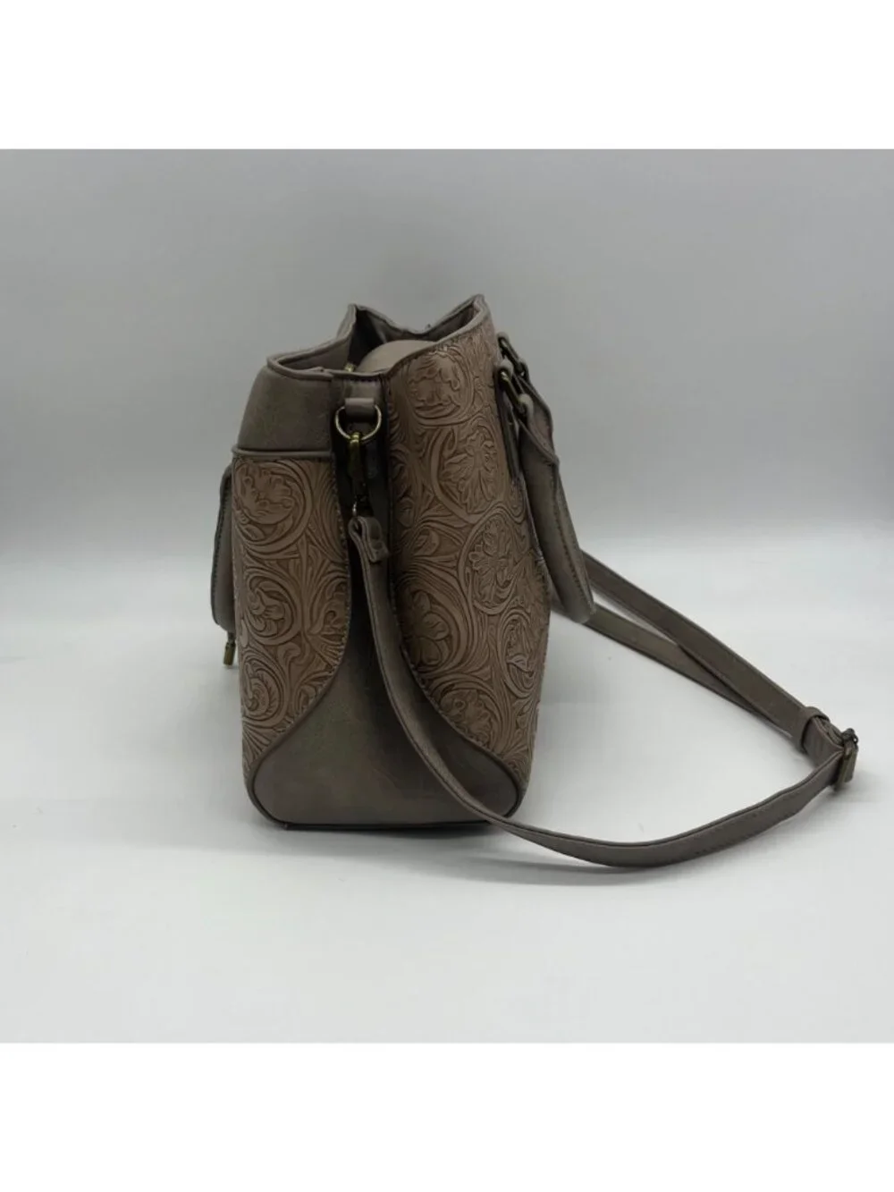Unbranded add touch